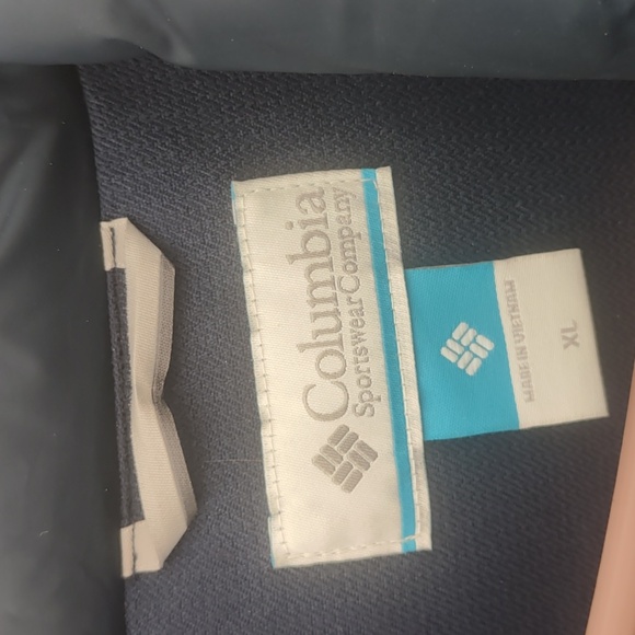 Columbia Omni Tech Heavy Jacket - Picture 3 of 5